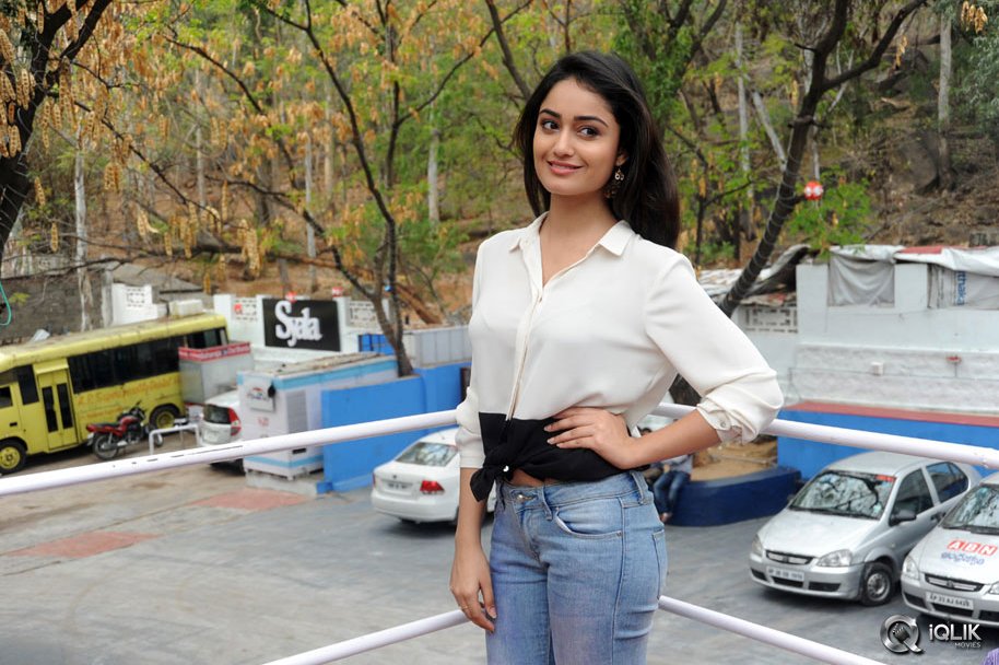 Tridha-Choudhury-at-Surya-vs-Surya-Movie-Success-Meet